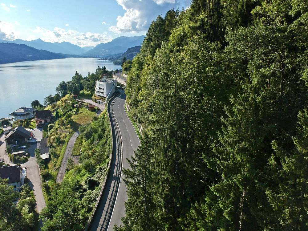Drohnenfotografie – Luftaufnahme einer Landschaft in Kärnten