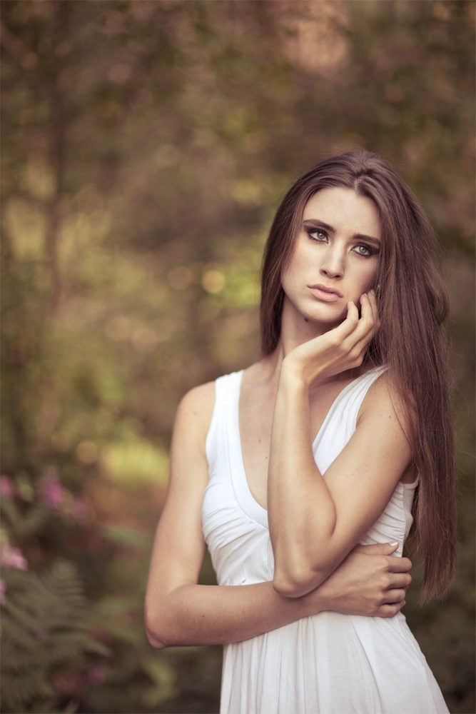 Fashion Editorial Outdoor – Modefotografie mit natürlichem Licht in Kärnten